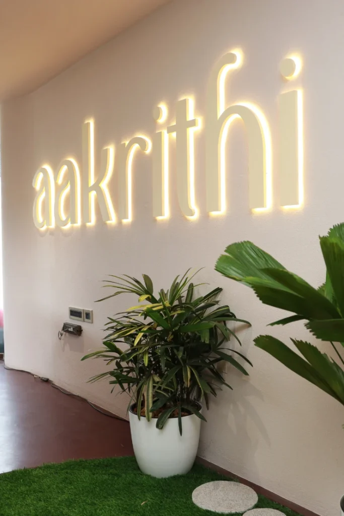 Aakrithy_carosal_image_1